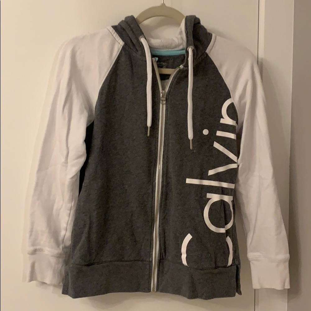 zip up hoodie